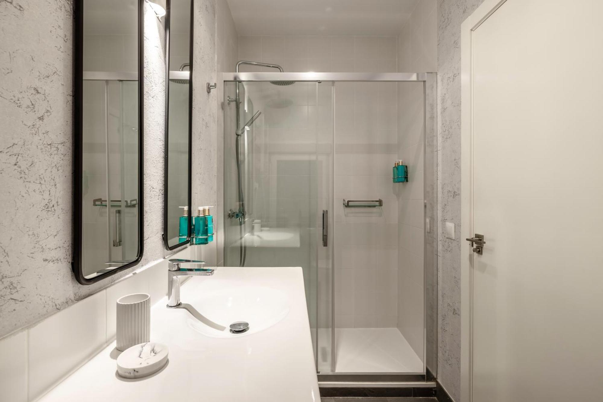 Mi Casa En Madrid- Spacious Apartments Callao Gran Via Dış mekan fotoğraf